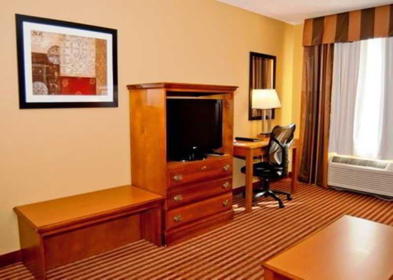 Comfort Inn & Suites Cincinnati Eastgate Ruang foto