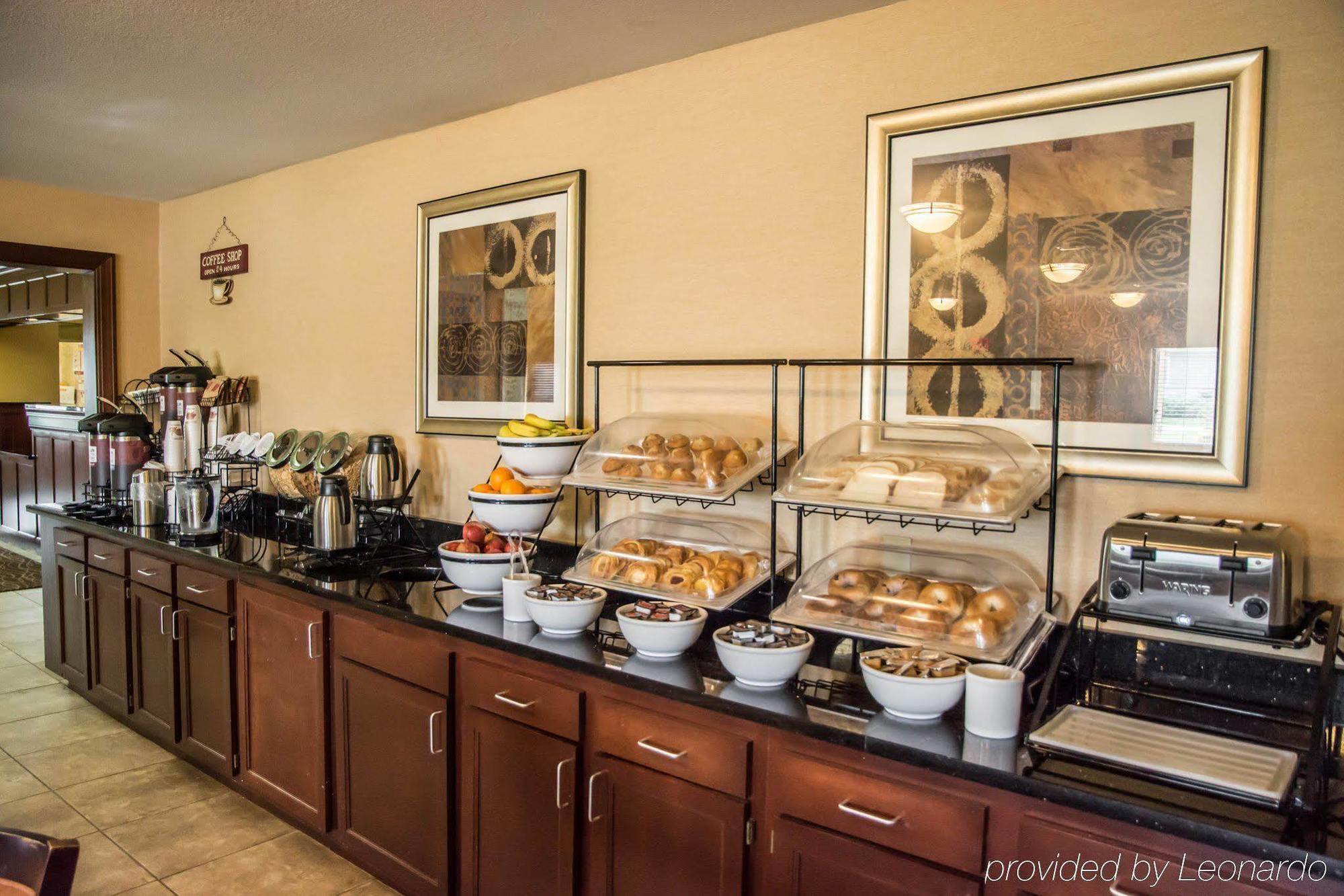 Comfort Inn & Suites Cincinnati Eastgate Bagian luar foto
